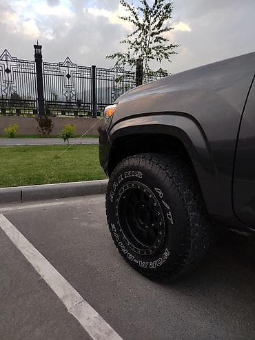 китайский пикап: Toyota Tacoma: 2023 г., 3.5 л, Автомат, Бензин, Пикап — 8