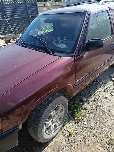 Транспорт: Chevrolet Blazer: 1997 г., 2.2 л, Механика, Бензин, Внедорожник — 5