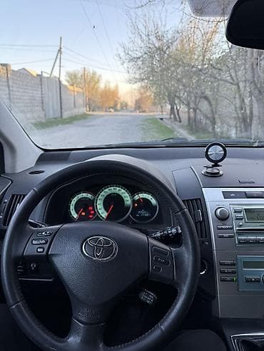 forester sf: Toyota Corolla Verso: 2004 г., 1.8 л, Механика, Бензин, Минивэн — 8
