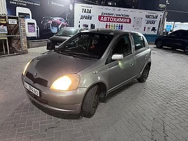 vitz: Toyota Vitz: 2001 г., 1.3 л, Автомат, Бензин, Хэтчбэк — 2