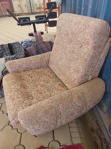 Б/У кресло сатылат чехолу менен берем
2шт бар.
1шт 500с