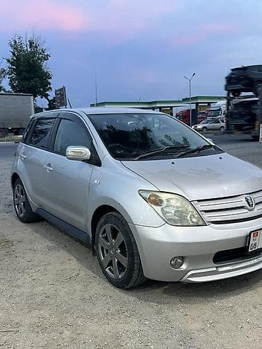 Продажа авто: Toyota Ist: 2003 г., 1.3 л, Автомат, Бензин, Хэтчбэк — 1