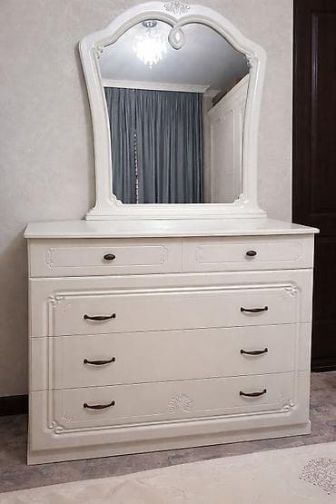 комод на кухню: Комод для одежды, Б/у, С зеркалом, ЛДСП, цвет - Бежевый, Самовывоз — 1