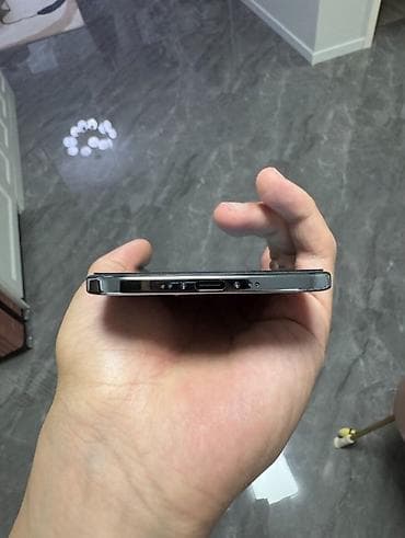 rog strix g16: IPhone Air, 256 ГБ, Кабель, Коробка, 100 % — 1
