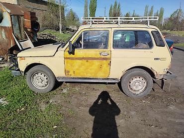 2 тактный: ВАЗ (ЛАДА) 2121 (4x4): 1984 г., 1.6 л, Ручные, Бензин, Внедорожник — 3