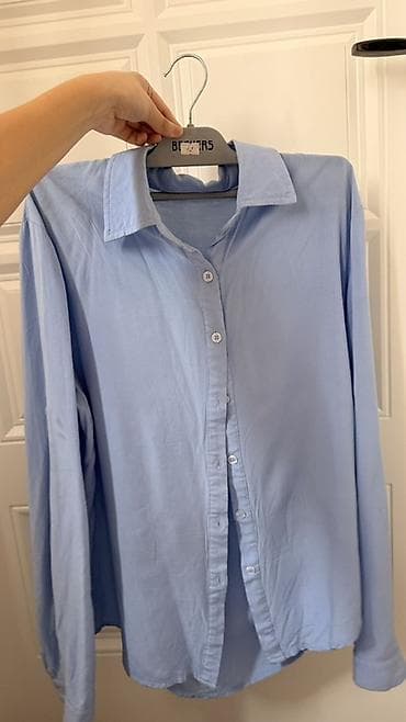 Платья: Голубая женская рубашка на пуговицах,хлопок. Носила всего 2 — 3