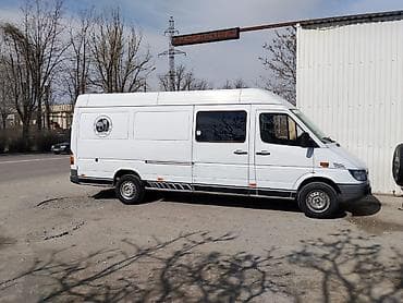 бутка грузовой: Легкий грузовик, Mercedes-Benz, Б/у — 3