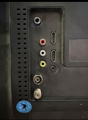 телевизор андроид 24 дюйма: Телевизор Skyworth, диагональ примерно 32–37". Плоская LED‑панель с — 5