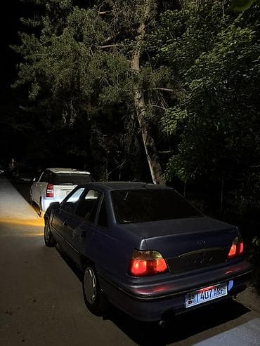 Daewoo Nexia: 2006 г., 1.5 л, Механика, Бензин, Седан