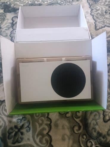 сетевой кабель для интернета: Игровая консоль Xbox Series S в белом корпусе. Компактная и мощная — 7