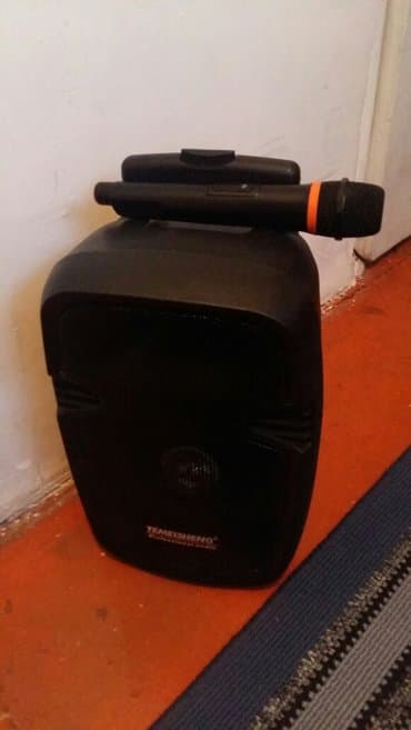 bus: По городу Бус | 18 мест — 8