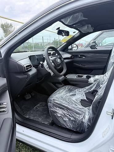 byd e9: Dongfeng : 2026 г., 0.1 л, Автомат, Электромобиль, Внедорожник — 3