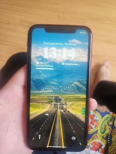iphone red: IPhone Xr, Б/у, Красный, 79 % — 3