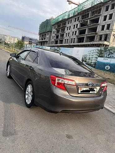 Toyota Camry: 2013 г., 2.5 л, Автомат, Гибрид, Седан — 4