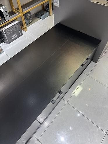 Касса жабдуулары: Тумбочки прилавки Длина 2м — цена 13000 сом Длина 170см — цена 11000 — 3