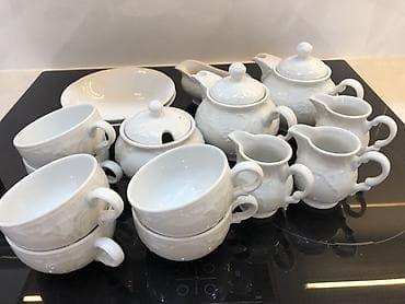 Дом и сад: Фарфоровый чайно-кофейный сервиз белого цвета с рельефным барочным — 1