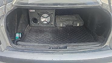 Унаа: Audi 80: 1992 г., 2 л, Кол менен иштөөчү, Бензин, Седан — 8