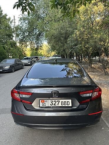 Honda Accord: 2019 г., 2 л, Вариатор, Гибрид, Седан — 5