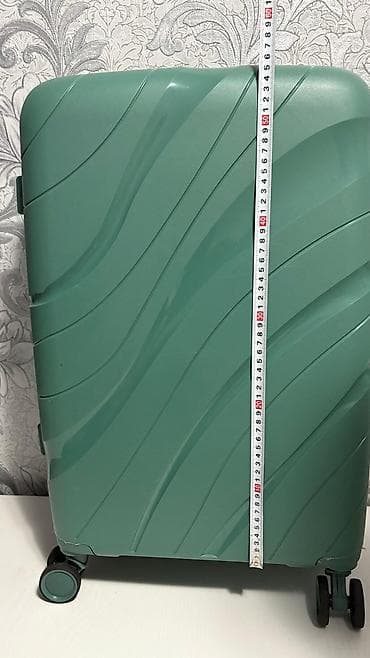 чемодан l: Чемодан, Материал: Пластик, Средний (40 - 70 л) — 8