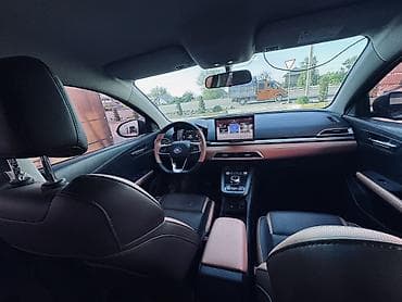 газовые работы: BYD E2: 2021 г., Автомат, Электромобиль, Хэтчбэк — 9