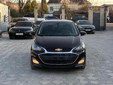 Chevrolet Spark: 2020 г., 1 л, Вариатор, Бензин, Хэтчбэк