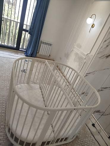 Кресла: Трансформируемая детская кроватка-манеж овальной формы - Конструкция — 4