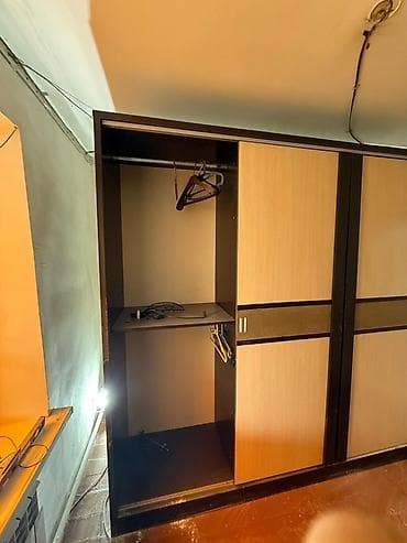 сборка мебели шкафы купе: Шкаф-купе с раздвижными дверями, двухцветный с декоративной вставкой — 3