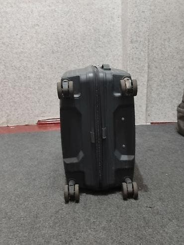 Зер буюмдар: Чемодан, Колдонулган, Материалы: Желим, Орто (40 - 70 л), Дөңгөлөктүү — 7