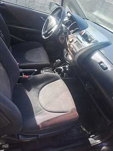 ешка автомат: Honda Jazz: 2007 г., 1.4 л, Автомат, Бензин, Хэтчбэк — 3