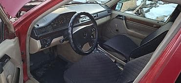 тюнинг салона: Mercedes-Benz W124: 1992 г., Автомат, Седан — 7