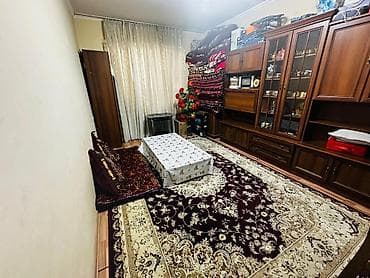 Кыймылсыз мүлк: Продается в центре города 3 комнатная квартира к этаже 77 серии. В — 9