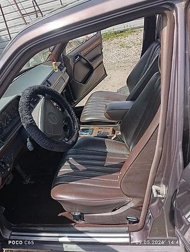 часы диски: Mercedes-Benz W124: 1995 г., 2.2 л, Автомат, Бензин, Седан — 5