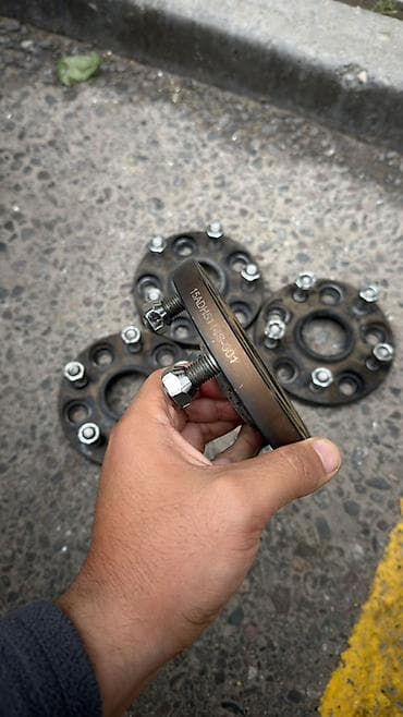 Проставки Toyota Б/у — 2