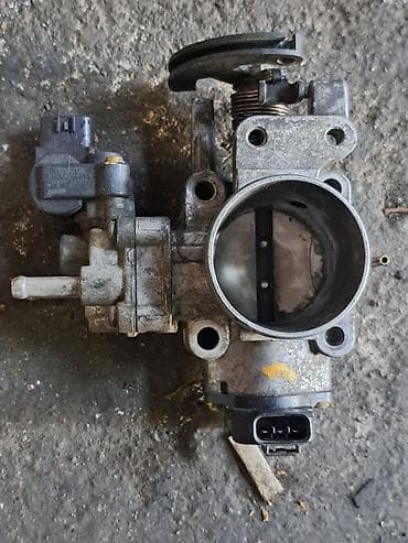 Унаа тетиктери: Дроссел жапкыч Toyota 1998 г., Колдонулган, Оригинал, Жапония — 1