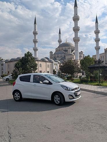 бетононасос маленький: Chevrolet Spark: 2020 г., 1 л, Автомат, Бензин, Хэтчбэк — 1