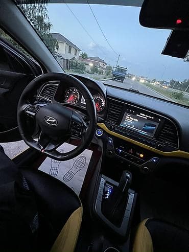 передний бампер спада: Hyundai Avante: 2018 г., 1.8 л, Автомат, Бензин, Седан — 8