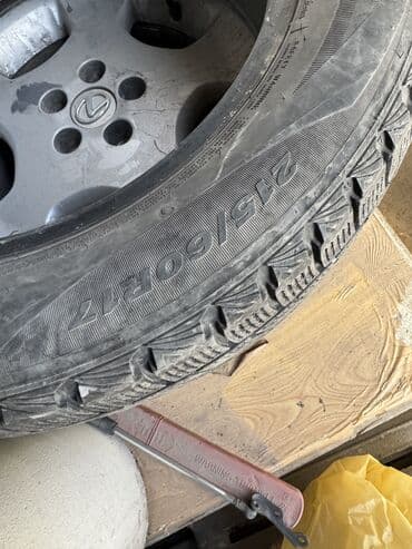 шины на нексию: Продаю зимнюю резину фирмы нэксен! Размер 215/60 R17 комплект 4 штуки — 3