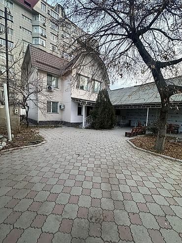 215 м², 7 комнат, Кондиционер, Парковка, Забор, огорожен