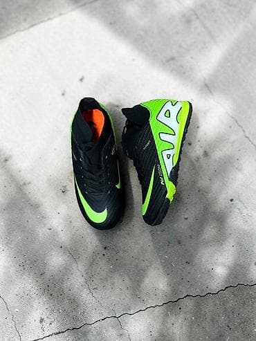 nike react: Футбольные бутсы/сороконожки Nike Air – черный цвет с неоново‑зелеными — 1