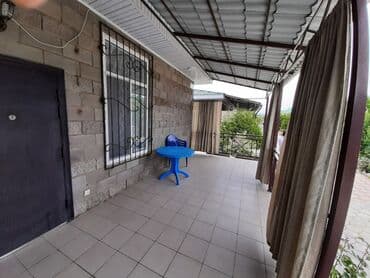 домики на берегу моря: Коттедж, ПАРИЖ 2 ЦО Париж, Чок-Тал, Детская площадка, Парковка, стоянка, Охраняемая территория — 8