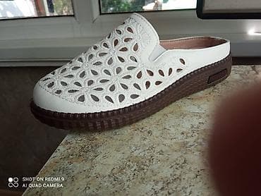 Женская обувь: Женская обувь – два варианта. Туфли-лодочки с ремешком Цвет — 3