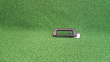 Ручка салона потолочная задн левая Е53 8 257 —-226,1 969 —-983 Год