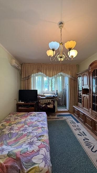 хата 2 этаж: 2 комнаты, 60 м², 106 серия, 2 этаж — 9