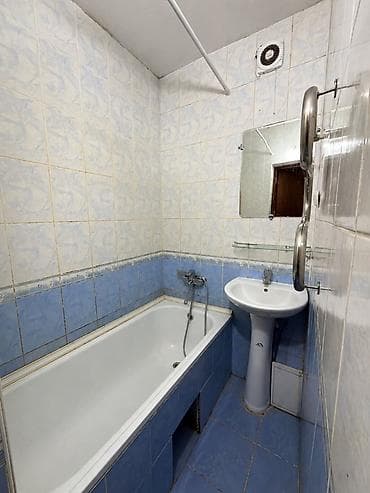 104: 3 комнаты, 63 м², Азия Молл 104 серия, 1 этаж, Косметический ремонт — 9