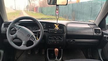 Volkswagen: Volkswagen Vento: 1997 г., 1.8 л, Механика, Бензин, Седан — 4