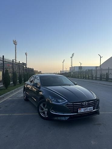 Hyundai Sonata: 2022 г., 2 л, Автомат, Газ, Седан — 2