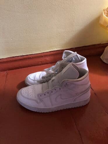 Кроссовки, 39, Nike, Б/у, цвет - Белый, Самовывоз