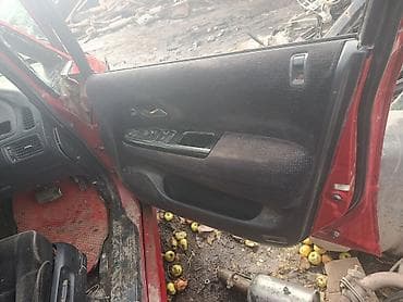 битый афто: Honda Odyssey: 2002 г., 2.3 л, Типтроник, Бензин, Минивэн — 10