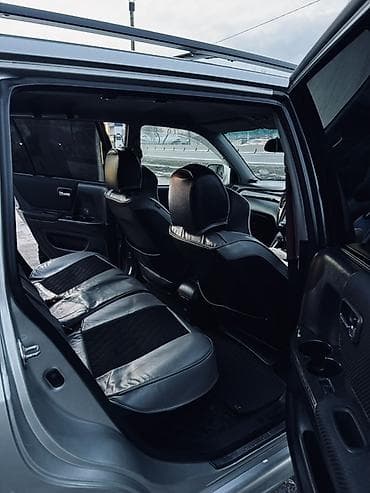 Транспорт: Toyota Kluger: 2003 г., 3 л, Автомат, Бензин, Кроссовер — 6