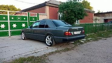 серв машина: Mercedes-Benz W124: 1990 г., 2.3 л, Механика, Бензин, Седан — 8